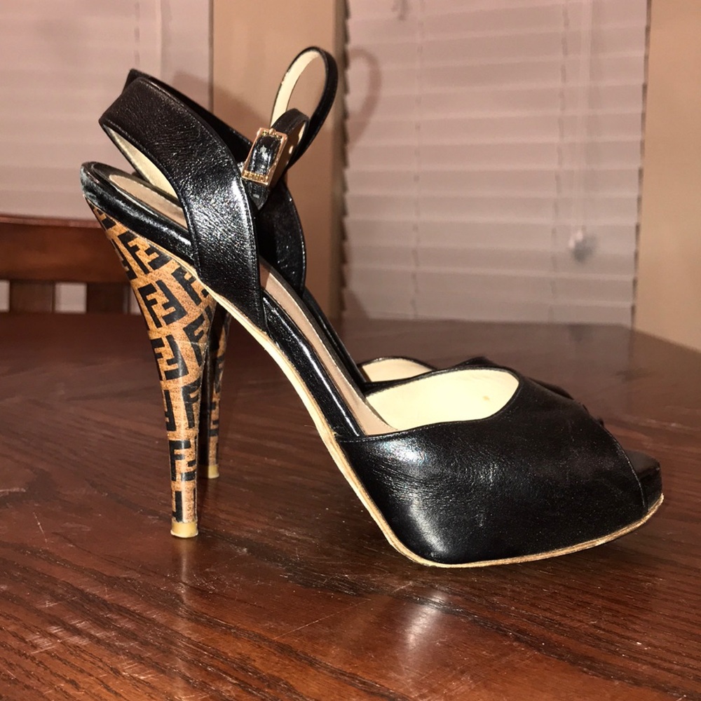 Fendi heels AUTHENTIC